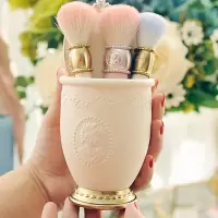 贵族浮雕肖像化妆刷筒化妆品收纳盒化妆刷桶笔刷筒桌面收纳筒收纳 贵族浮雕刷桶
