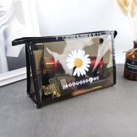 泫雅风小雏菊权志龙化妆包PVC韩国透明洗漱包旅行护肤品收纳包袋 PVC小雏菊化妆包