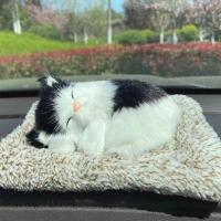 汽车摆件小狗可爱车载装饰品除味竹炭包活性炭仿真狗内饰用品大全 小黑白猫+毛绒垫子