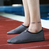 游泳沙滩鞋女沙滩袜凉鞋健身赤足瑜伽软鞋潜水男浮潜鞋跑步机涉水 s59黑色 35-36