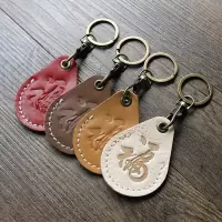 门禁卡套创意钥匙扣感应水滴卡套可爱小方形门禁卡保护套上班卡套 浅色系随机一款 (水滴形)