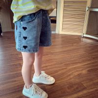 女童牛仔短裤夏装2021新款儿童韩版洋气牛仔裤小女孩时髦热裤子潮 爱心刺绣牛仔短裤[不包含腰带] 90码 [收藏优先发货