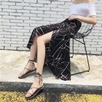 {胖瘦都可穿}一片式半身裙长裙女夏系带雪纺裹裙中长款碎花沙滩裙 黑玻璃 均码 ( 腰 围 无 限 大 )