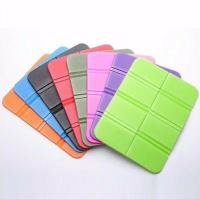 户外折叠便携小地垫公交车公园隔凉防潮垫随身垫草地登山厚坐垫子 随机颜色一个