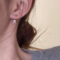 日韩小巧钛钢不掉色可爱小熊十字架耳骨钉土酷复古耳钉两戴耳饰 小熊款-单只