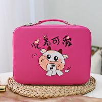 ins超火化妆包女便携高级感简约大容量带镜子旅行化妆品收纳箱子 忙着可爱牛-玫粉