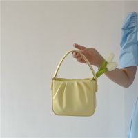 拉菲斯汀包包2021新款潮百搭手提包时尚单肩斜挎包女夏云朵小方包 奶油黄送小包