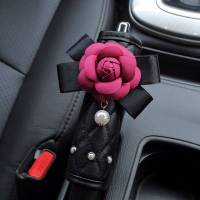 汽车时尚山茶花个性女款手刹排挡安全带护肩现代潮流女专属车饰品 红色山茶花 风口香水
