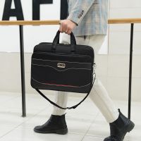 简约男士商务电脑包牛津布防水轻便单肩包斜挎包休闲文件公文男包 款三(没有电脑隔层)