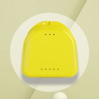 牙套盒子保持器收纳盒便携带式可爱隐形放装牙齿矫正畸矫正器小号 黄色-送挂绳