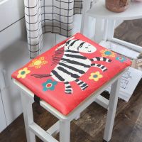 夏天冰丝透气坐垫学生夏季教室椅子坐垫记忆椅垫学生课桌凳子垫子 彩色斑马 35*24cm冰丝搭扣款