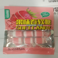 90g休闲列车草莓味果味卷软糖 A