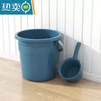 敬平特大号水桶家用学生宿舍储水桶手提洗衣服塑料泡脚桶户外垃圾桶子 18L桶+水瓢(藏青色)