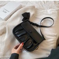 杺薇超火夏季小包包女包2021新款潮时尚百搭链条斜挎包单肩腋下小方包 黑色