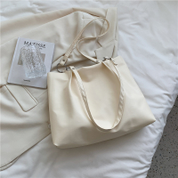 单肩包女大包包2021新款潮百搭质感褶皱包高级感休闲大容量水桶包 白色