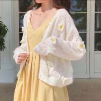 2021春季新款气质淑女小黄花点缀镂空设计衬衫女休闲百搭长袖上 白色 S