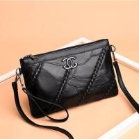 2021新款春夏女士单肩斜挎迷你小包包时尚菱格女包三层包小圆包女 普通版双C(长22高14)