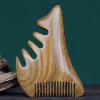 头部按摩梳 经络梳 面部提拉 点穴拨筋多功能 绿檀香木梳子 _绿檀小怪兽+布袋+经络图