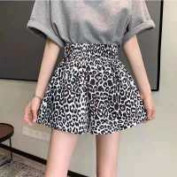 北漂的米兜爸妈新款时尚洋气豹纹印花松紧显瘦休闲短裤女_乳白豹纹_均码(合适80-135斤)