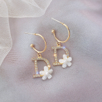 184 字母D耳环新款时尚气质花朵耳坠_花朵D圈