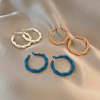 153 新款简约日系彩色麻花圆圈耳环 _麻花白色