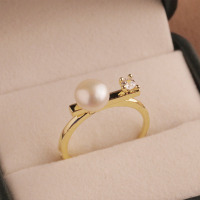 经典轻奢平衡木戒指DJZ00384(秋秋)_白珠