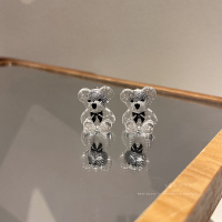 Jennie 新品透明小熊_耳饰