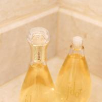 [促销价]真我沐浴露香水洗发水持久香氛留香去屑温和控油一件代发