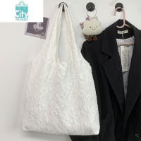 BANGDOU浮雕花朵原创日系ins褶皱感黑白大容量百搭单肩帆布包袋书包女