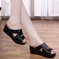 坡跟凉拖鞋女2021夏季新款松糕厚底防水台女式外穿中跟百搭凉拖鞋 黑色 35
