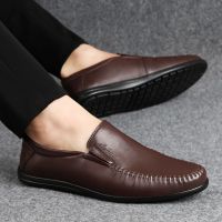CLOHOO真牛皮透气休闲皮鞋男套脚真皮商务软底软皮懒人豆豆鞋子男 棕色 38