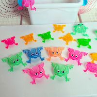 大号卡通青蛙跳玩具 买1送1亲子互动 幼儿园分享游戏益智比赛玩具 8大送8小 (不含桶)