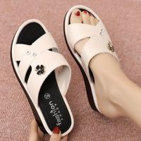 女拖鞋外穿时尚夏季新款厚底坡跟沙滩鞋女凉拖鞋防滑耐穿女士新品 乳白色 36 (偏小一码937)