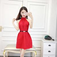 2021年新款女装露肩裙子气质挂脖修身收腰显瘦连衣裙小个子穿搭夏 白色 S