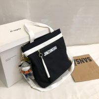 ins港风拼色帆布单肩包女日系韩版大学生手提包chic大容量斜挎包 黑色送萌牛挂件