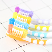 12支三笑牙刷成人中软毛牙刷按摩软胶护龈舌苔清洁特价 6卡12支(买两份送牙膏)