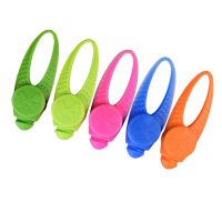 狗狗发光吊坠宠物LED遛狗灯狗铃铛项圈狗牌宠物用品泰迪狗用品 红色(百搭款式) 6个备用电池