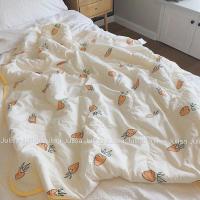 Julisa 冬天软绵绵暖合的小被子胡萝卜保暖小毯子空调被午睡毛毯 胡萝卜 105*145cm