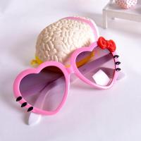 可爱宝宝心形儿童眼镜萌桃心太阳镜男女童防紫外线墨镜儿童太阳镜 粉框白脚 眼镜