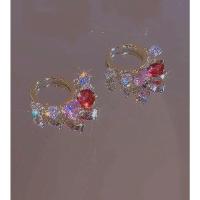 金光闪烁多彩锆石耳环2021年新款气质精致百搭耳饰女小众设计耳坠