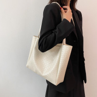 大容量夏季编织包包女2021新款潮高级感单肩腋下包手提百搭托特包 米白色