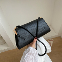 法国小众女士包包2021春夏新款潮时尚鳄鱼纹小方包百搭单肩斜挎包 黑色 收藏加购