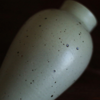 陶泥铁斑小花瓶 手工拉坯日式陶瓷花插 古朴花器家居摆件花艺花道 浅苔绿