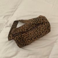 2021早秋新款帆布包圆筒包单肩女腋下包豹纹斑马包百搭小众复古 豹纹咖棕