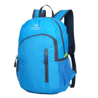 新款男女户外背包超轻皮肤包可折叠双肩包防水登山包情侣旅行便携 蓝色