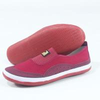 双星帆布鞋女鞋防滑轻便橡胶底女布鞋一脚蹬懒人鞋松紧带透气便鞋 牛仔布红 35