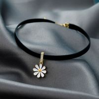清新白色小雏菊项链女锁骨链仙气ins简约气质短款颈带黑皮绳颈链 白色小雏菊皮绳项链