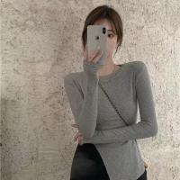 大码胖MM200斤不规则打底衫女秋冬长袖洋气新款内搭上衣开叉T恤女 灰色 4XL