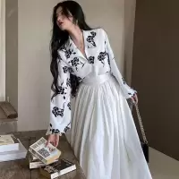 复古灯笼袖V领衬衫上衣2021秋季新款中长款半身裙气质两件套女装[9月15日发完] 衬衫+半身裙 S
