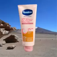 泰国凡士林50X亮白精华素润肤身体乳Vaselinespf50+pa4+滋润乳液 泰国凡士林50X亮白